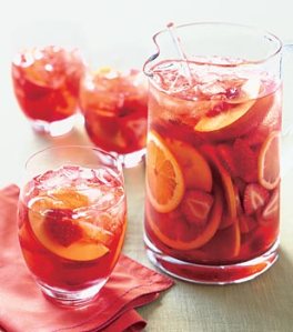 STRAWBERRY PEACH SANGRIA